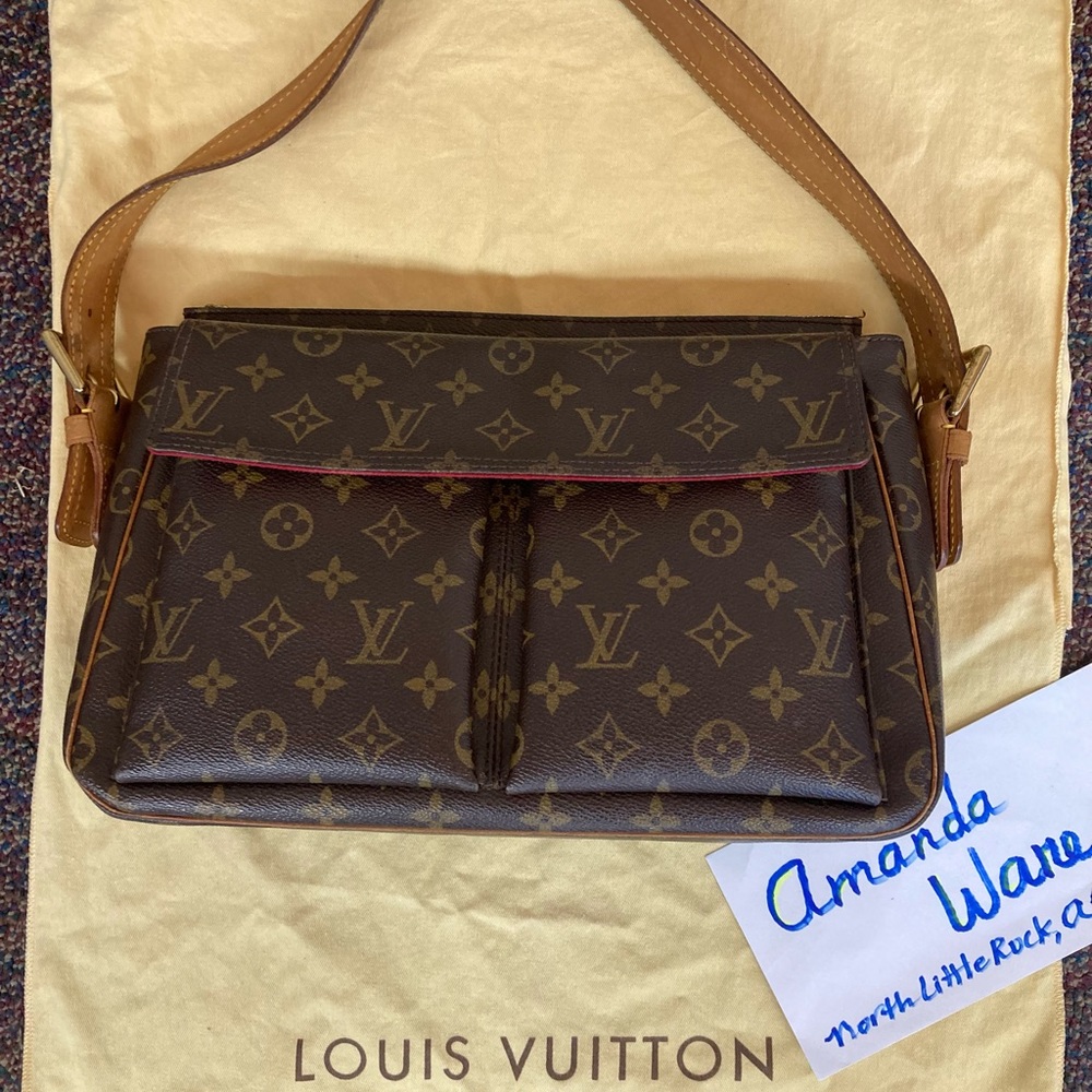 🛑SOLD🛑 Louis Vuitton Authentic VIVE CITE GM